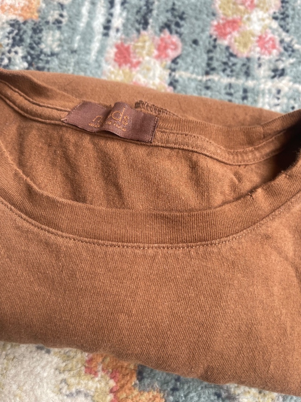 nuuds Tee - crewneck tee brown size large - Picture 8 of 9